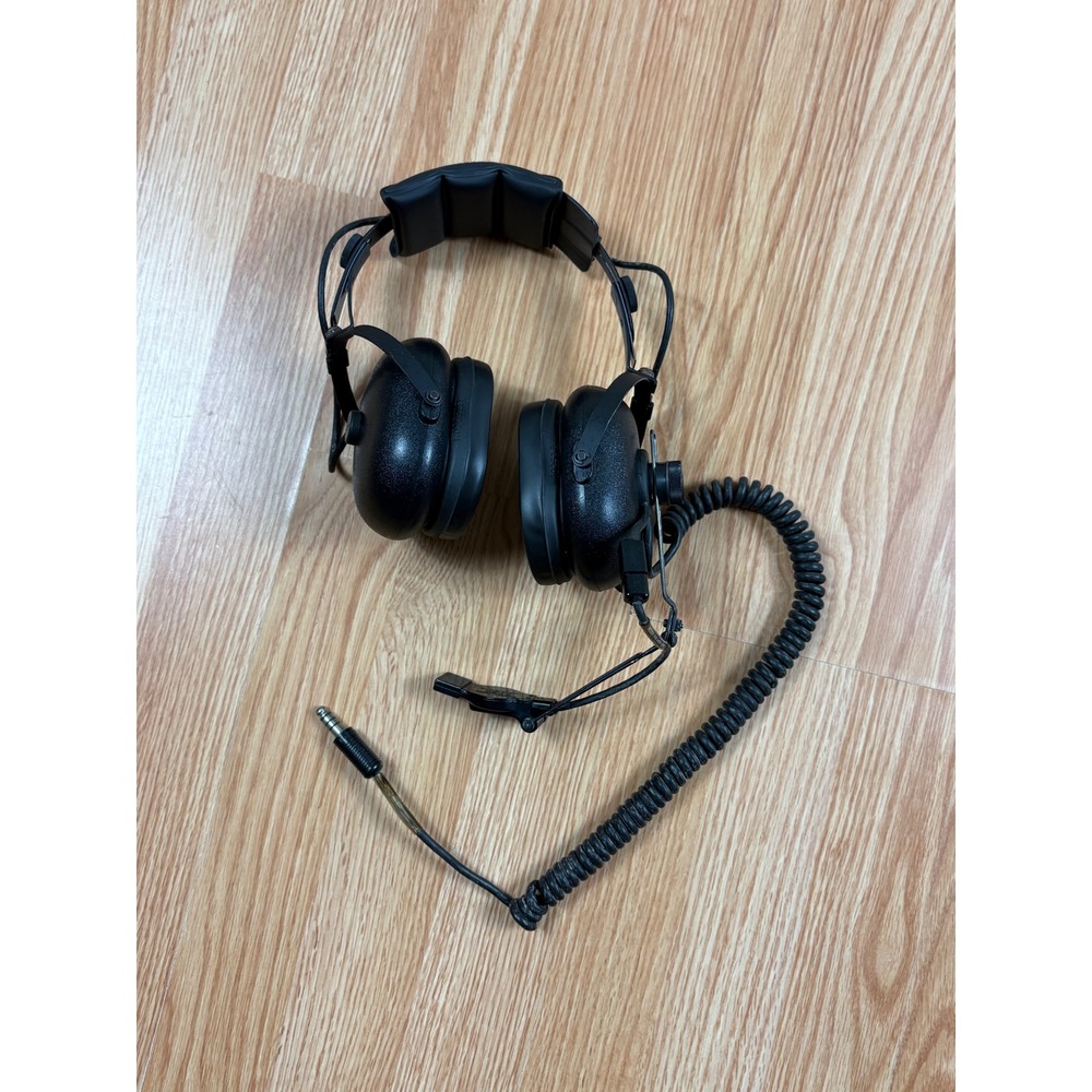 Astrocom 10253 B Military Aviation Headset Black Coiled Cable U-174/U Plug